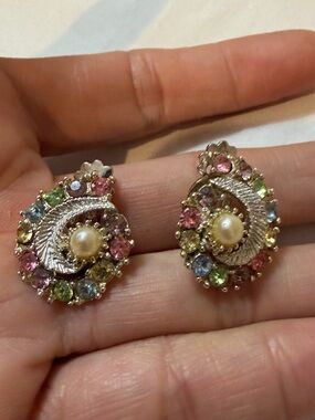 Vintage Silver Tone Multicolor Crystal Pearl Clip Earrings
